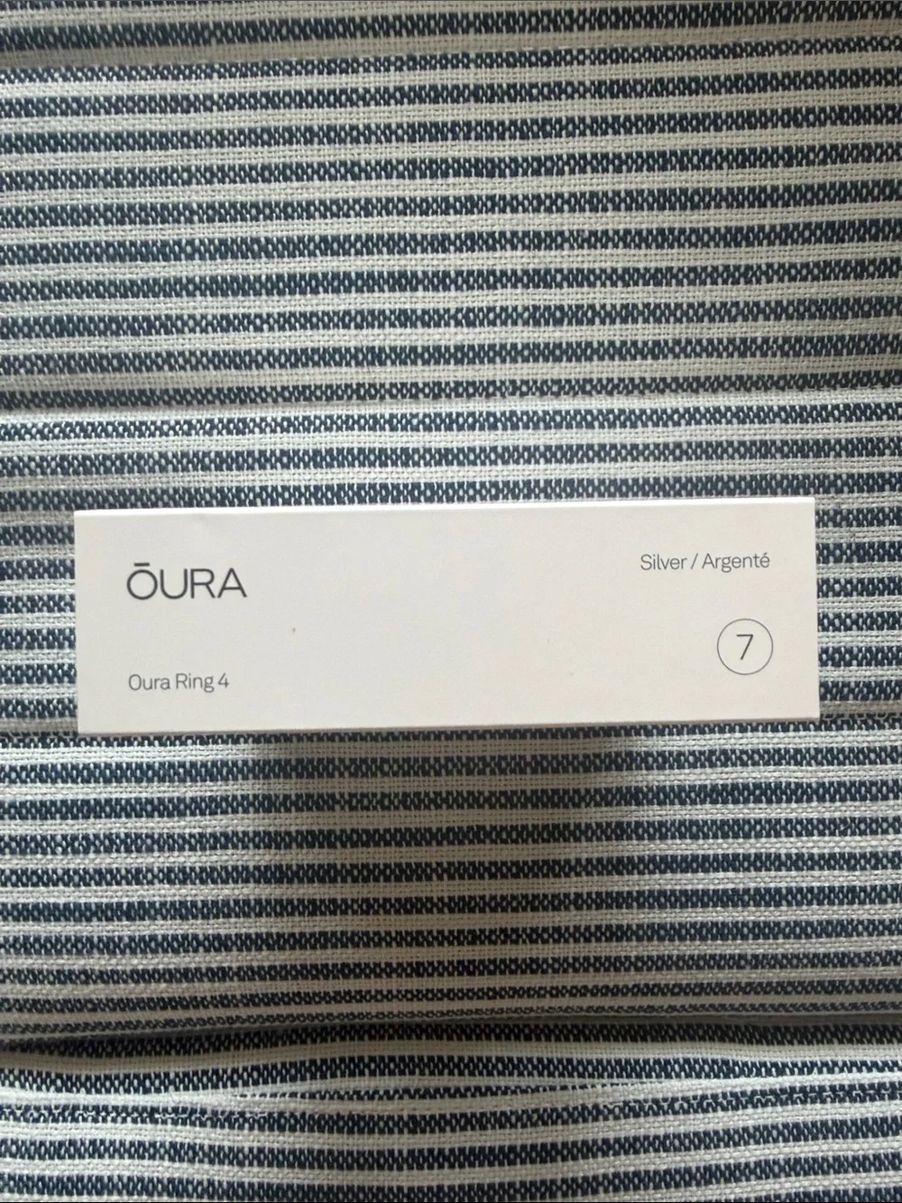Oura Ring 4 - Silver (Size 7)